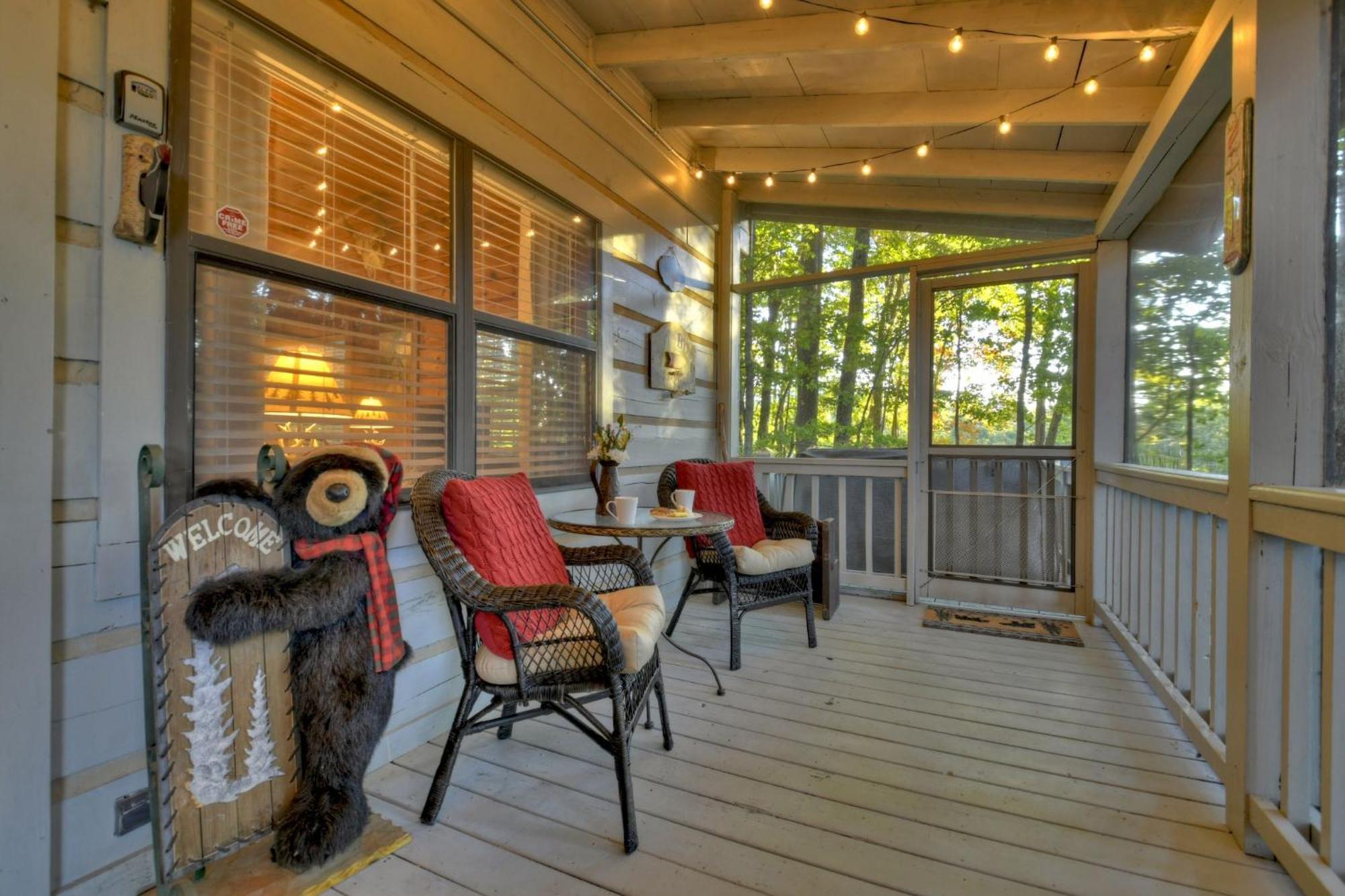 Hygge Haus Rustic Charm Cozy Beds And A Serene Location Ellijay Exterior foto